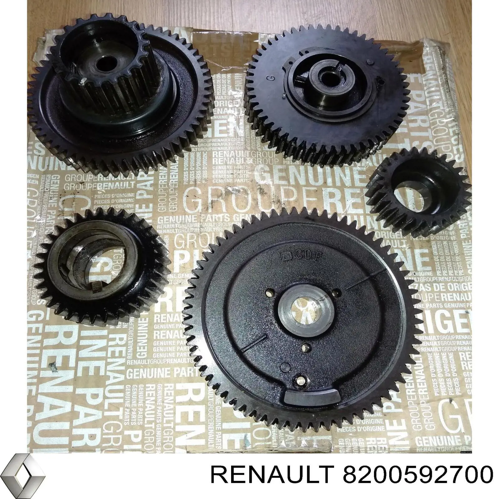 Крюк буксировочный Renault (RVI) 8200592700 цена, от 15.94 USD