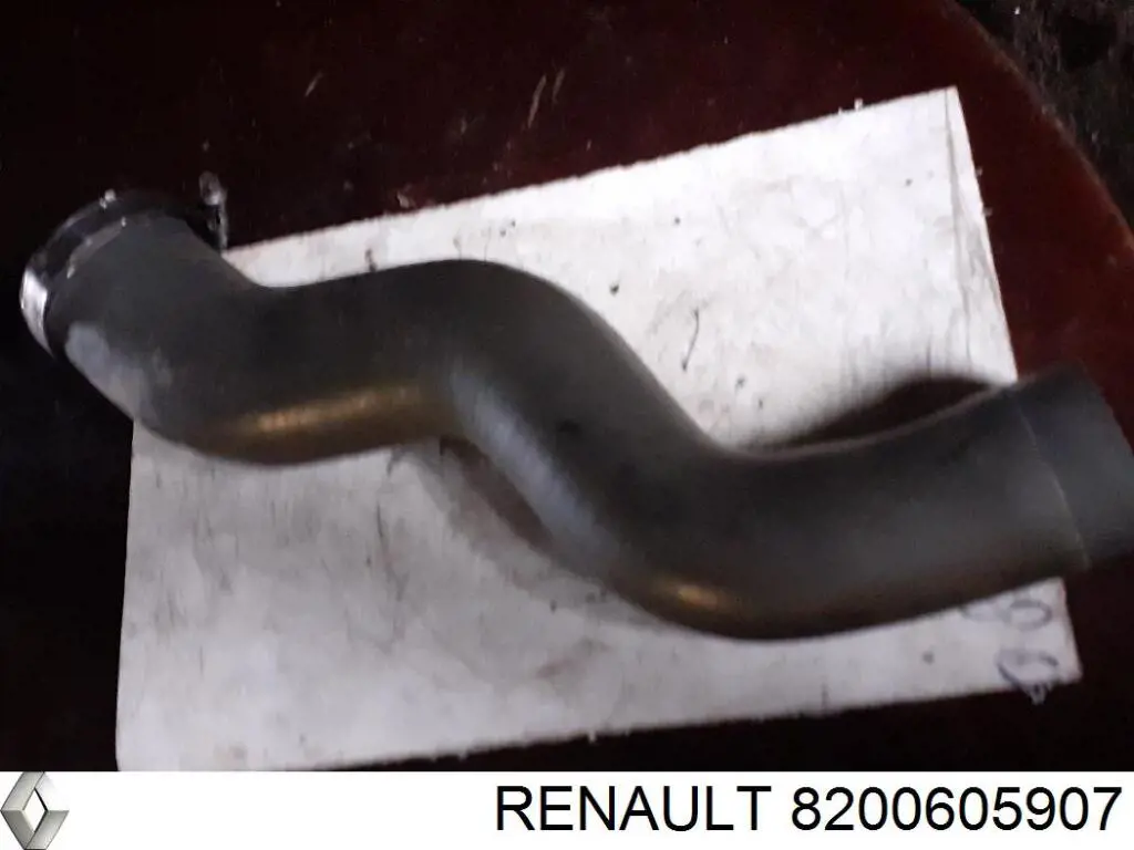 Купить 8200605907 Renault (RVI) Патрубок воздушный, выход из турбины/компрессора (наддув)