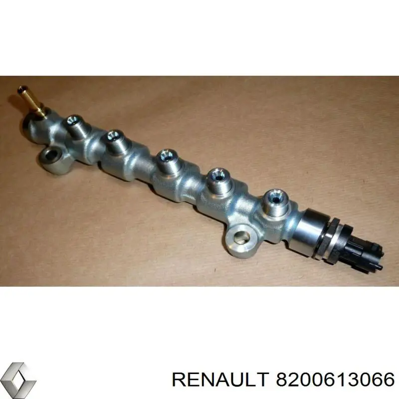 8200613066 Renault (RVI) distribuidor de combustível (rampa)