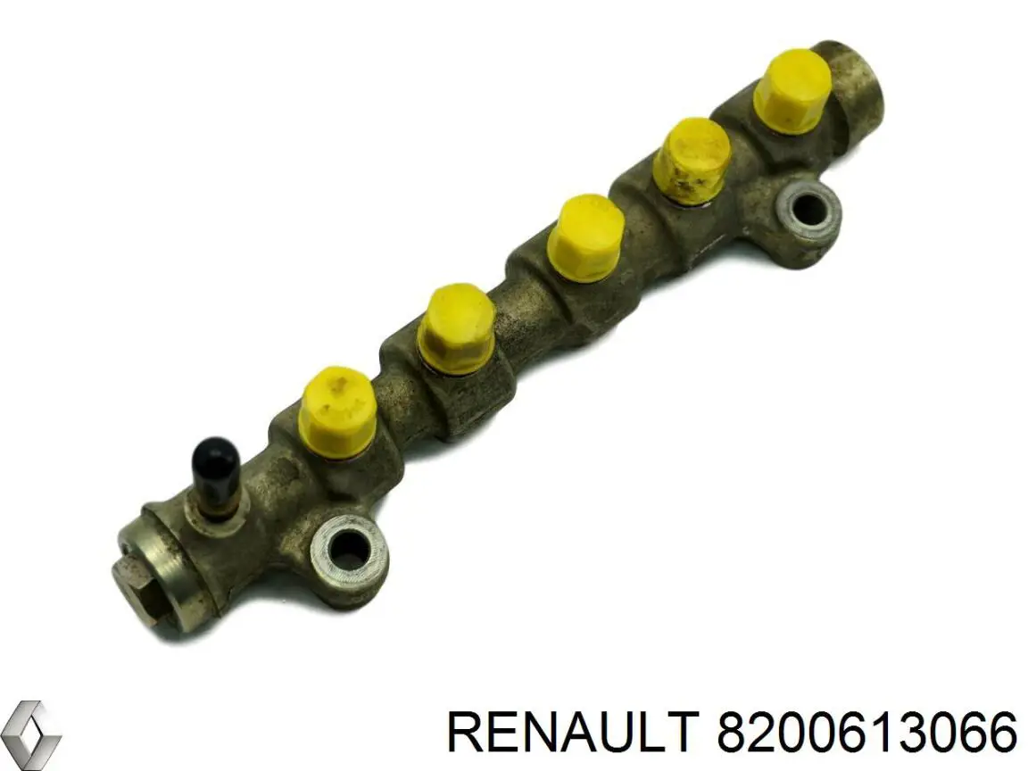 Распределитель топлива (рампа) 8200613066 Renault (RVI)