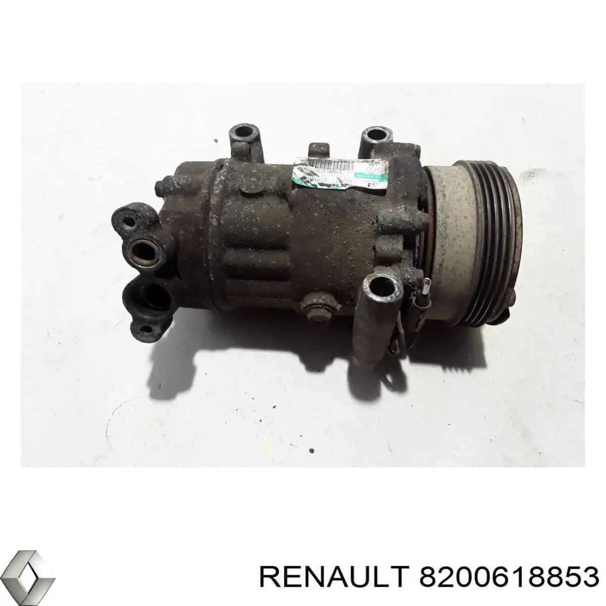 Компрессор кондиционера 8200618853 Renault (RVI)