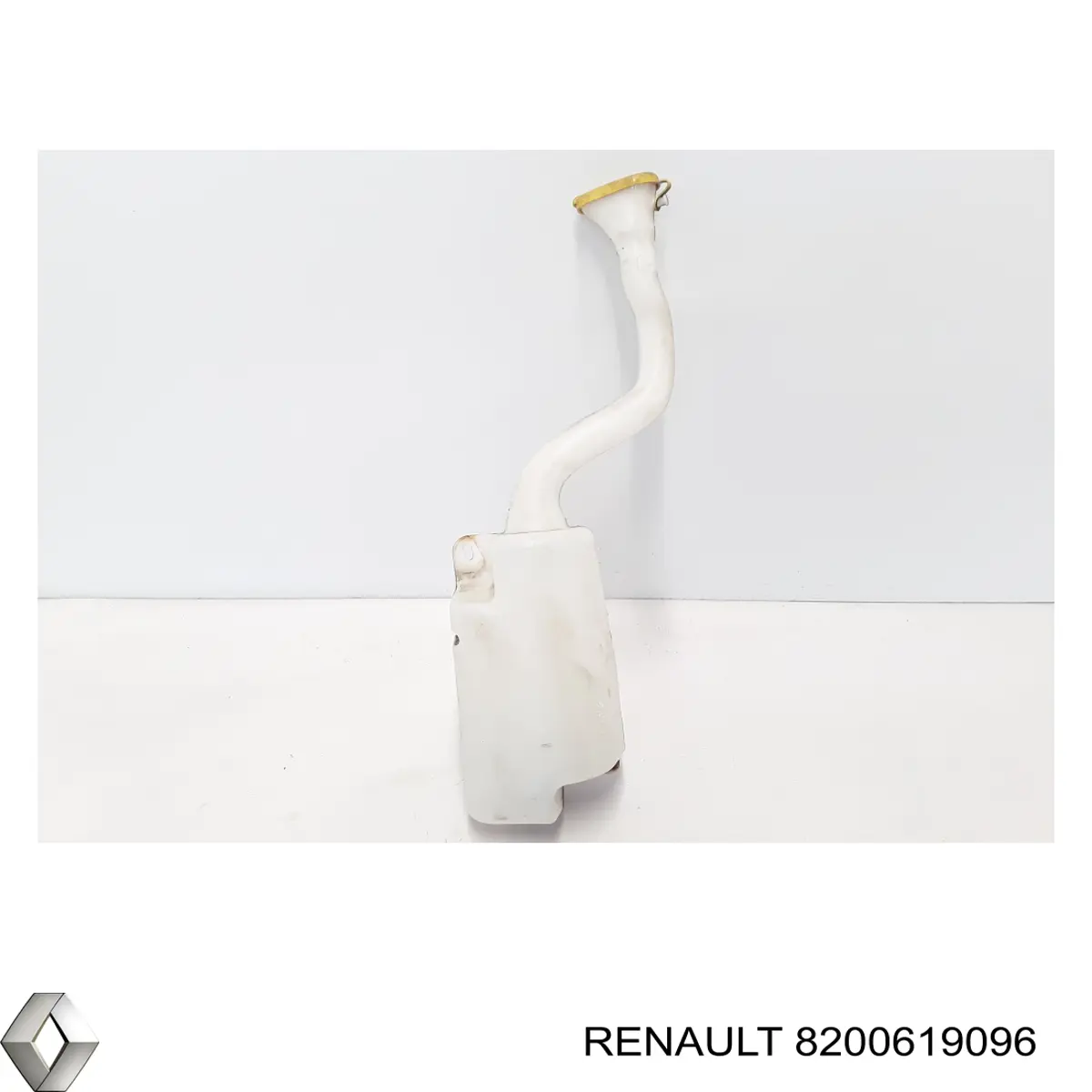 Бачок омывателя 8200619096 Renault (RVI)