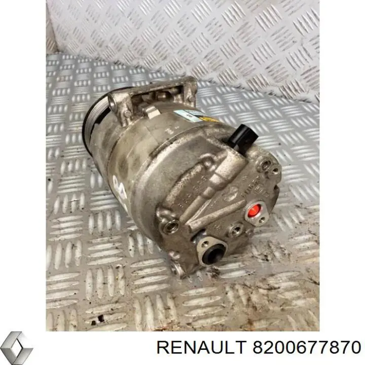 Купить 8200677870 Renault (RVI) Компрессор климатической установки