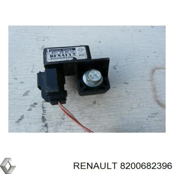 Купить 8200682396 Renault (RVI) Датчик подушки безопасности