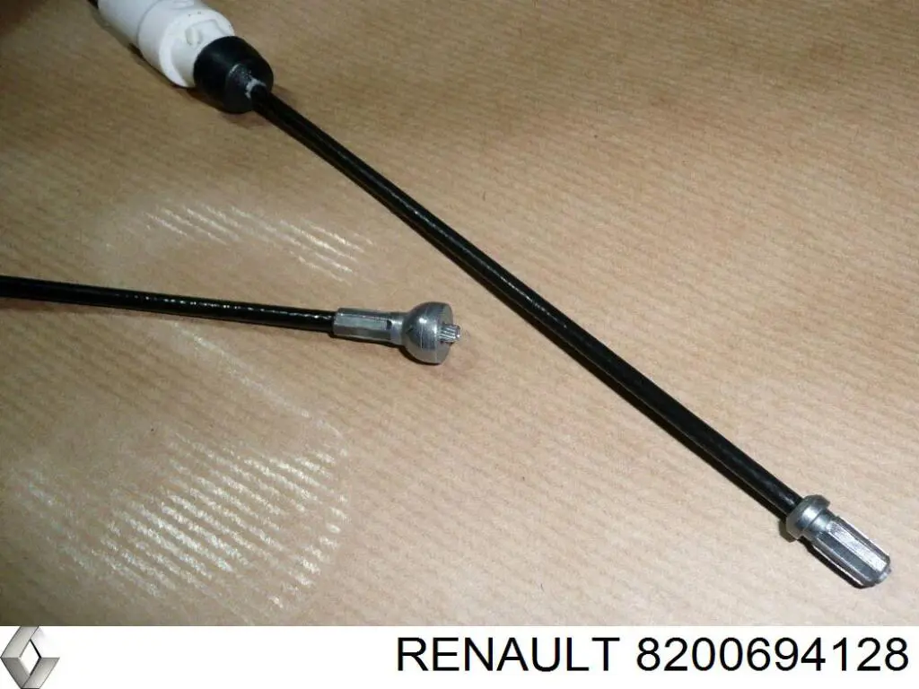 8200694128 Renault (RVI) Трос ручного тормоза задний правый/левый