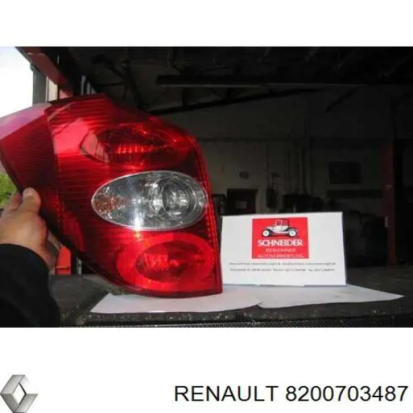 Фонарь задний левый 8200703487 Renault (RVI)