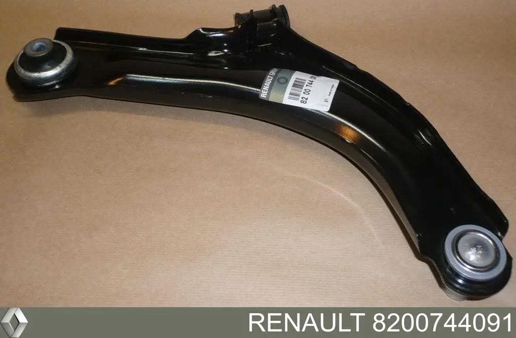8200744091 Renault (RVI) braço oscilante inferior esquerdo de suspensão dianteira
