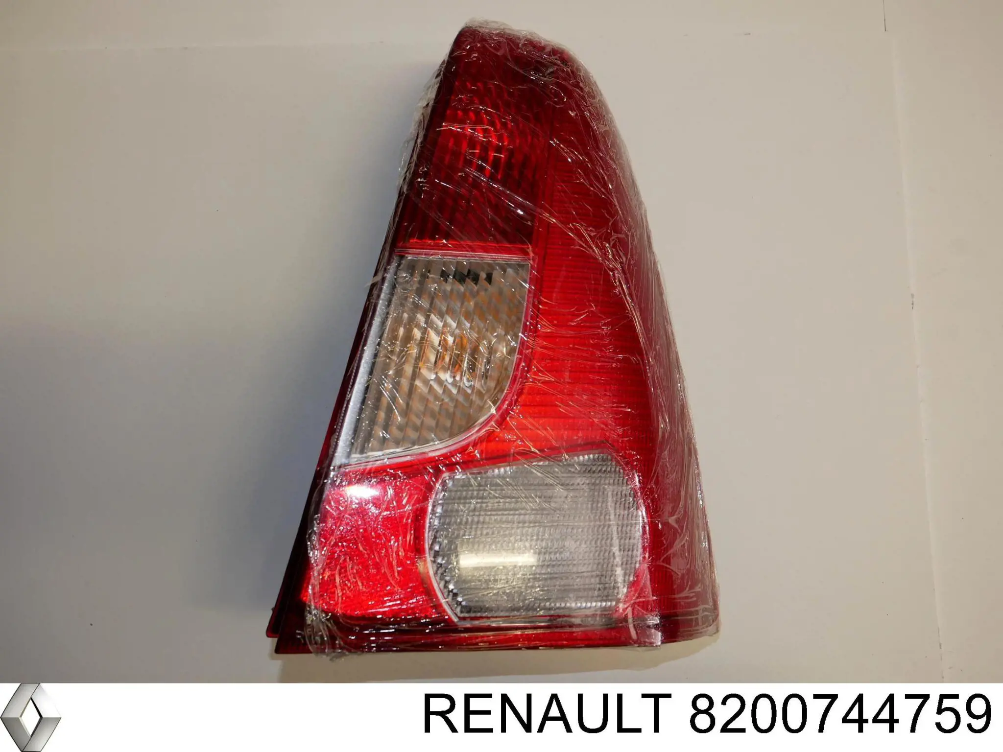Задний фонарь 8200744759 Renault (RVI)