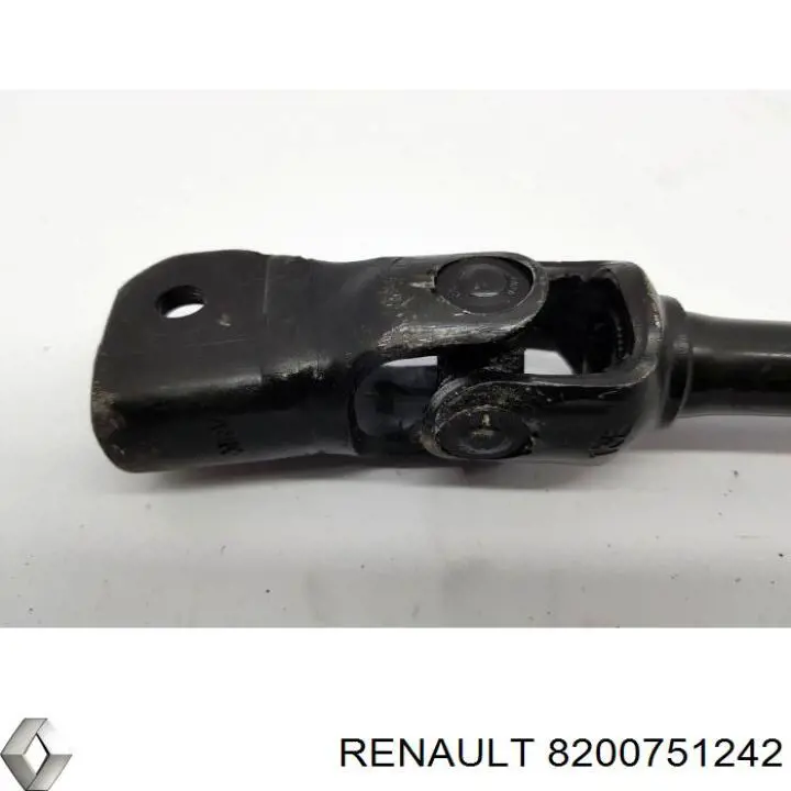 Купить 8200751242 Renault (RVI) Кардан вала рулевой колонки нижний