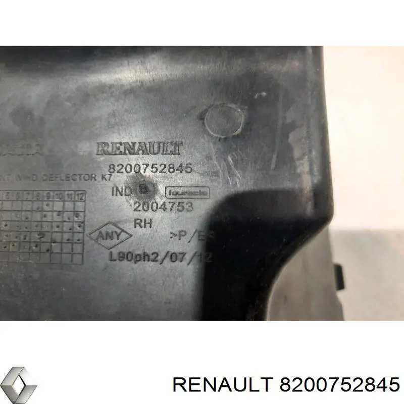Дефлектор переднего бампера правый Renault (RVI) 8200752845 цена, от 22.55 USD