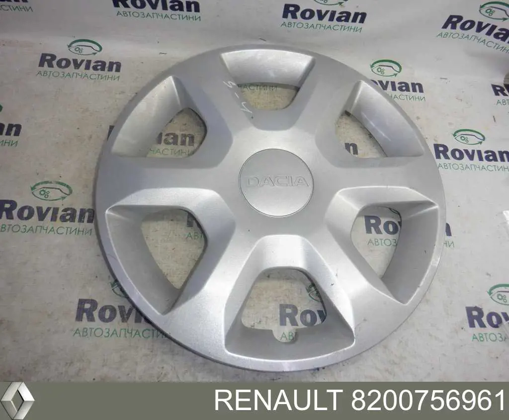 Колпак колесного диска на Renault Dokker 