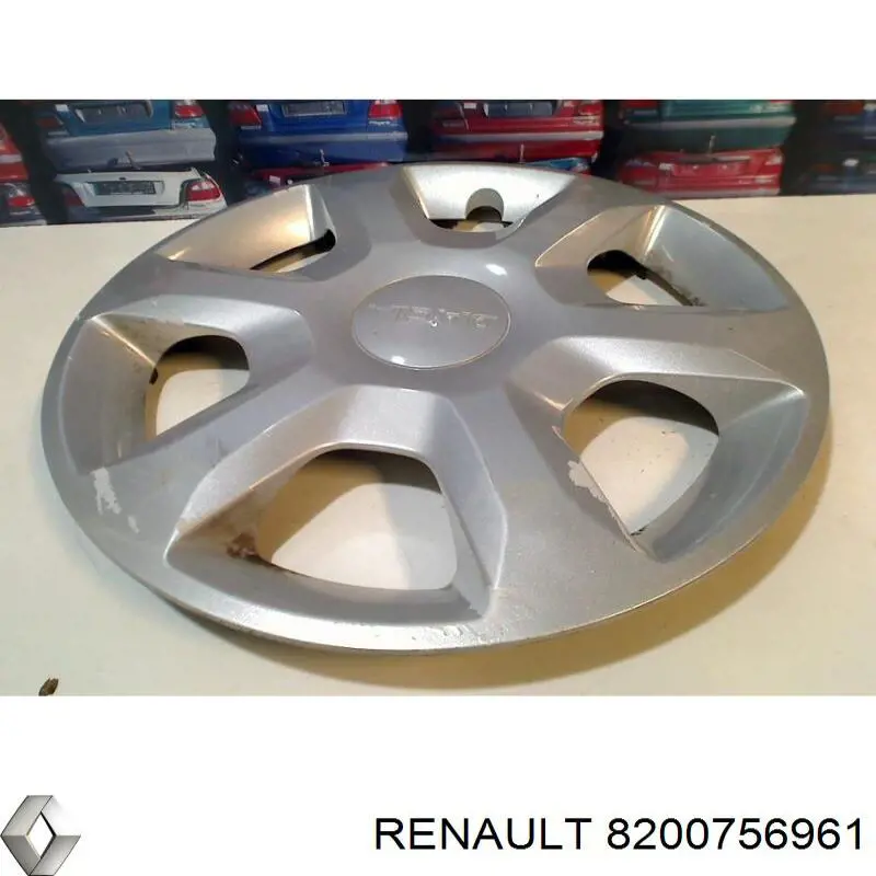 Купить 8200756961 Renault (RVI) Колпаки