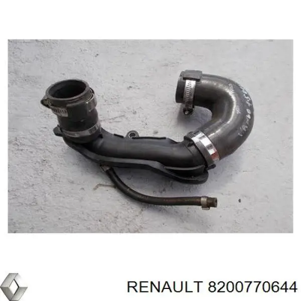 Патрубок воздушный, выход из турбины (наддув) Renault (RVI) 8200770644
