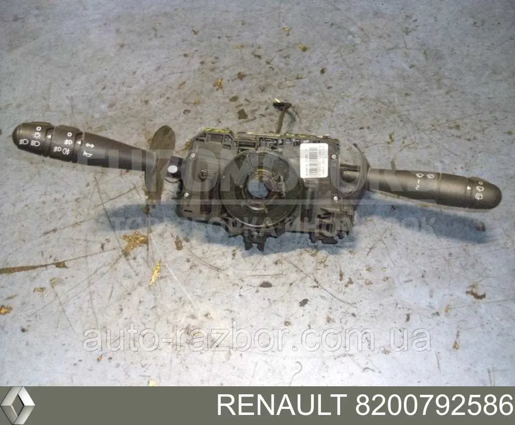 Левый подрулевой переключатель 8200792586 Renault (RVI)