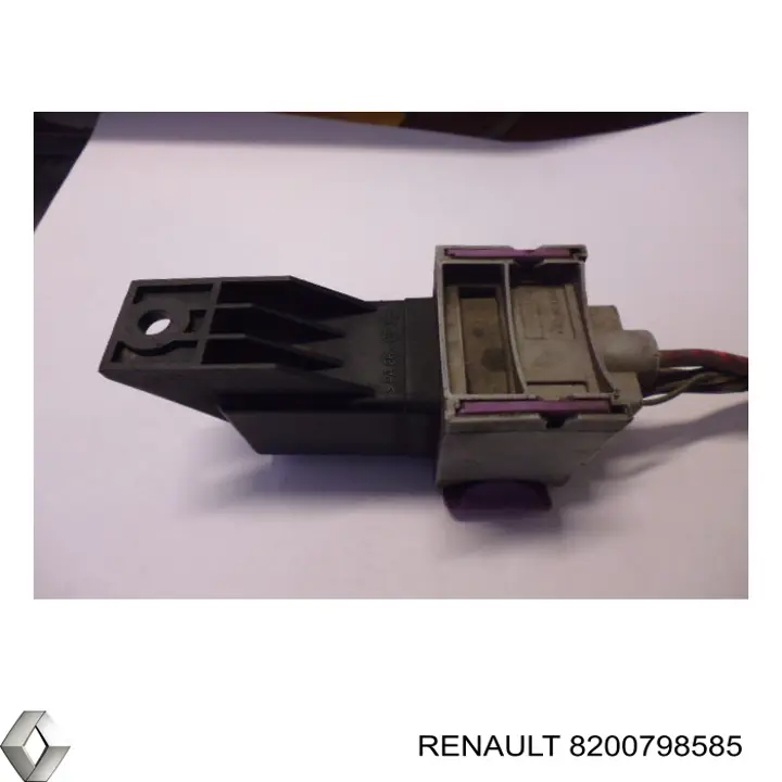Реле управления Renault (RVI) 8200798585 цена, от 26.07 USD