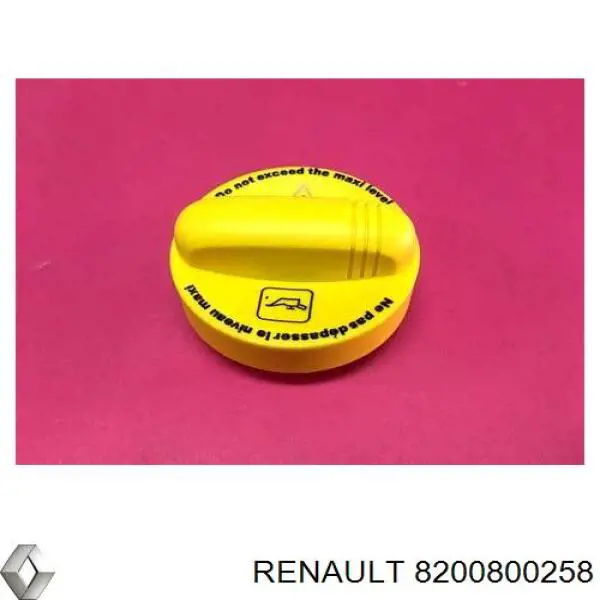 Крышка маслозаливной горловины 8200800258 Renault (RVI)
