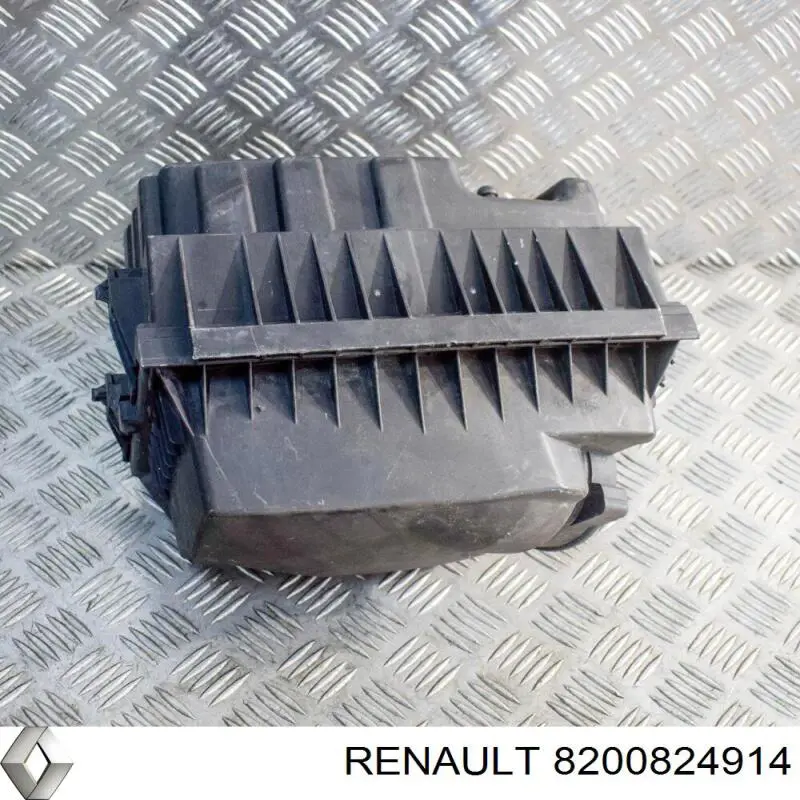 8200824914 Renault (RVI) caixa de filtro de ar