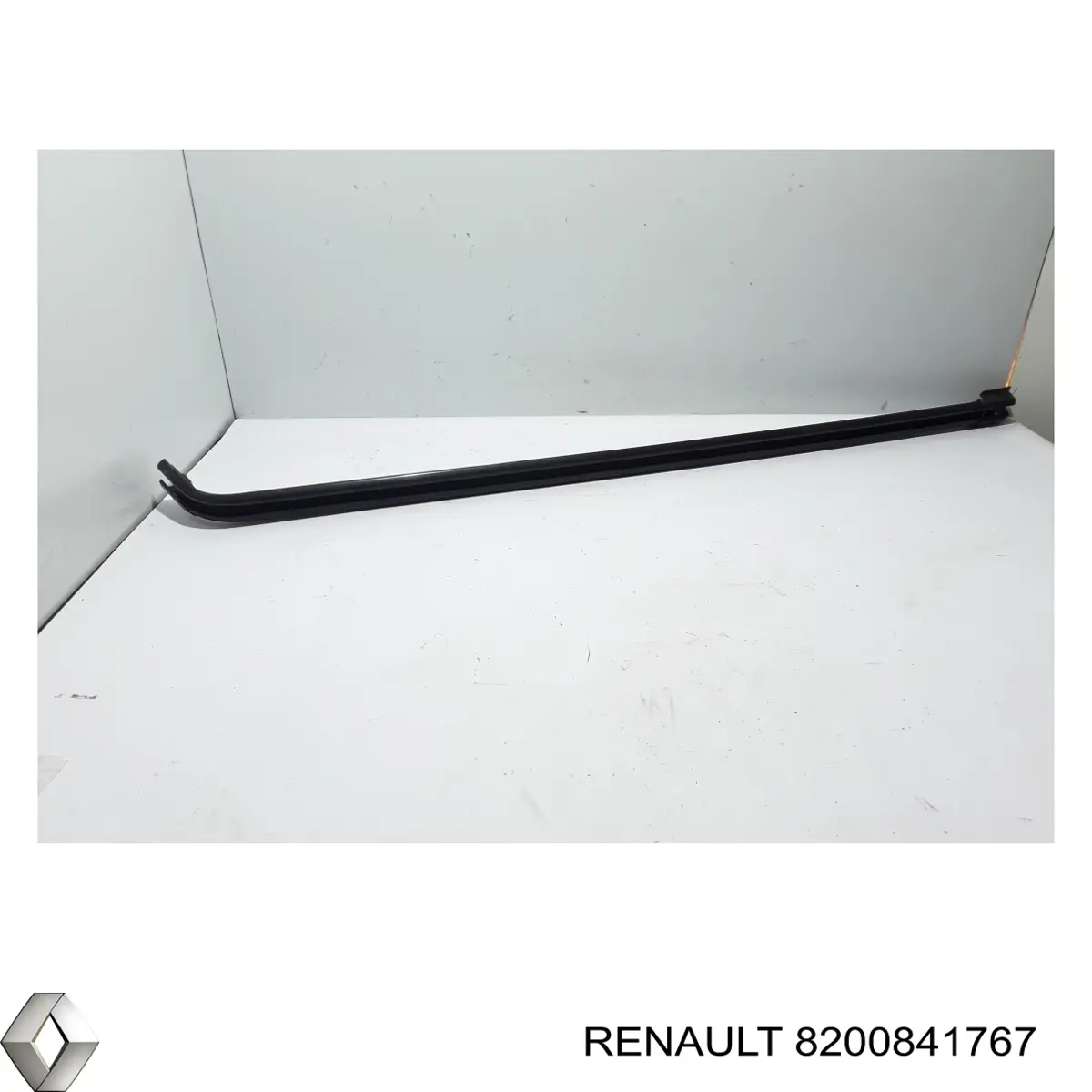 Рельс направляющей сдвижной двери центральный правый Renault (RVI) 8200841767 цена, от 139.87 USD