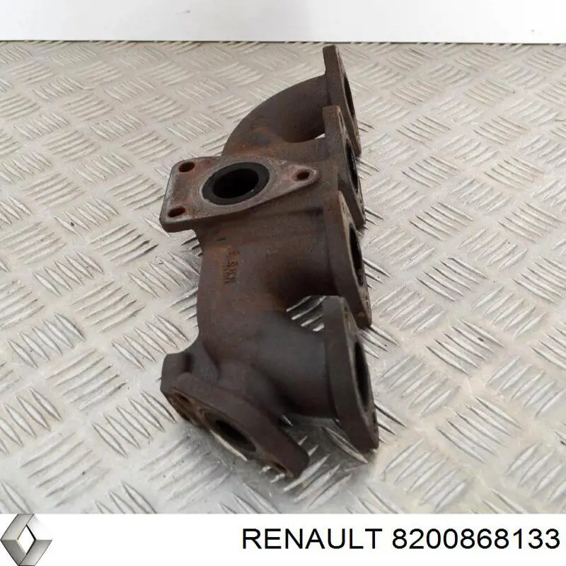 Коллектор выпускной Renault (RVI) 8200868133