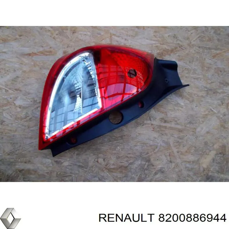 Задняя левая фара Renault (RVI) 8200886944 цена, от 72.53 USD