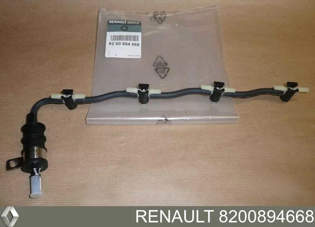 Трубка топливная, обратная от форсунок Renault (RVI) 8200894668