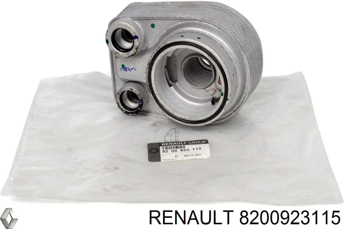 8200923115 Renault (RVI) radiador de óleo (frigorífico, debaixo de filtro)