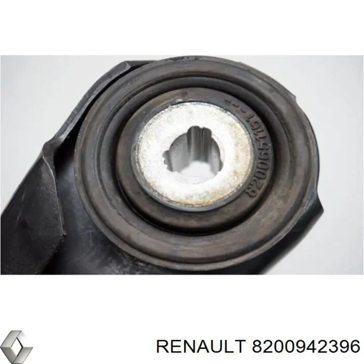 Купить 8200942396 Renault (RVI) Нижний правый рычаг передней подвески