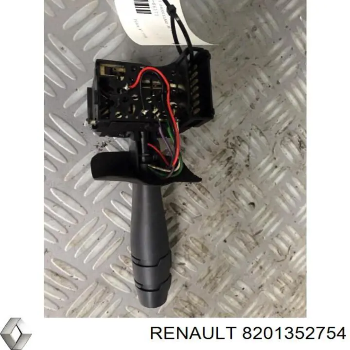 Купить 6001548106 Renault (RVI) Левый подрулевой переключатель