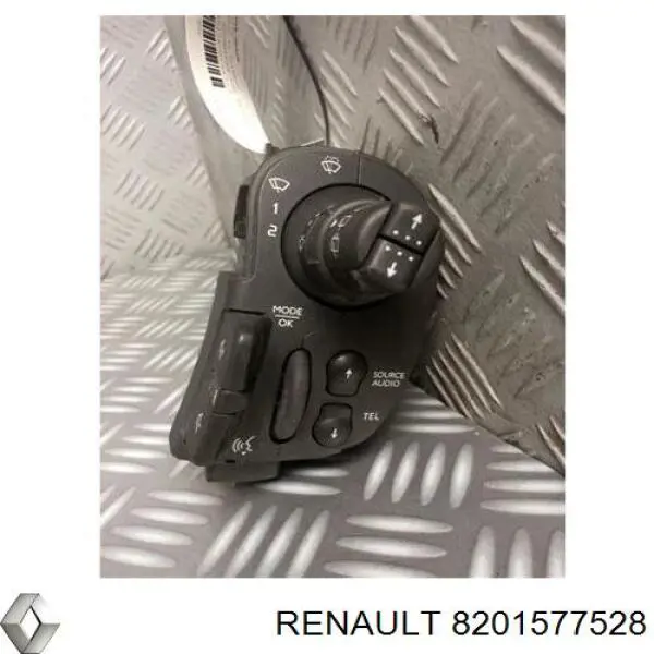 Правый подрулевой переключатель  Renault (RVI) 8201577528 цена, от 152.54 USD