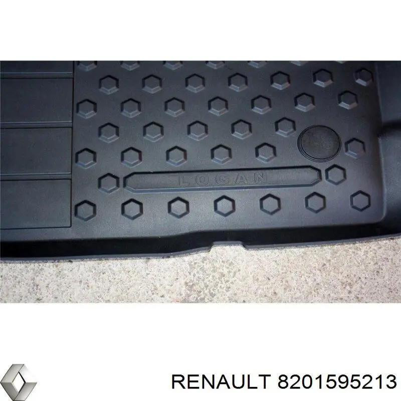 Килимок передні + задні, комплект на авто 8201595213 Renault (RVI)