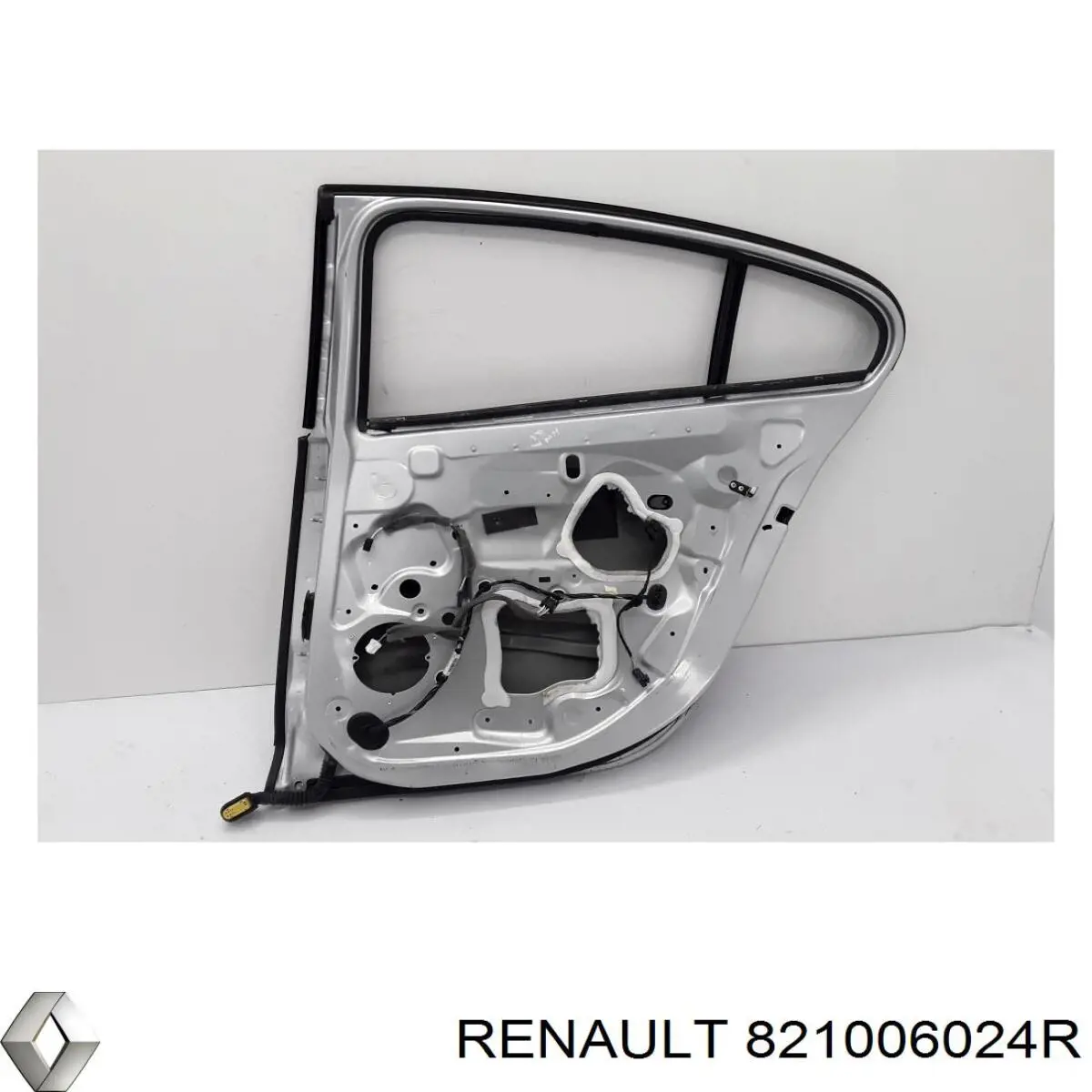 Задняя правая дверь Рено Фльюенсе L3 (Renault Fluence)