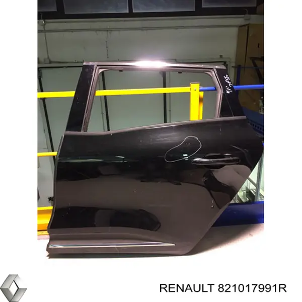 Купить 821017991R Renault (RVI) Дверь задняя