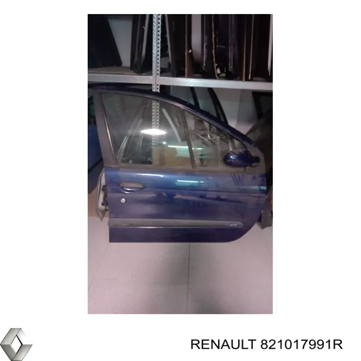 Дверь задняя левая 821017991R Renault (RVI)