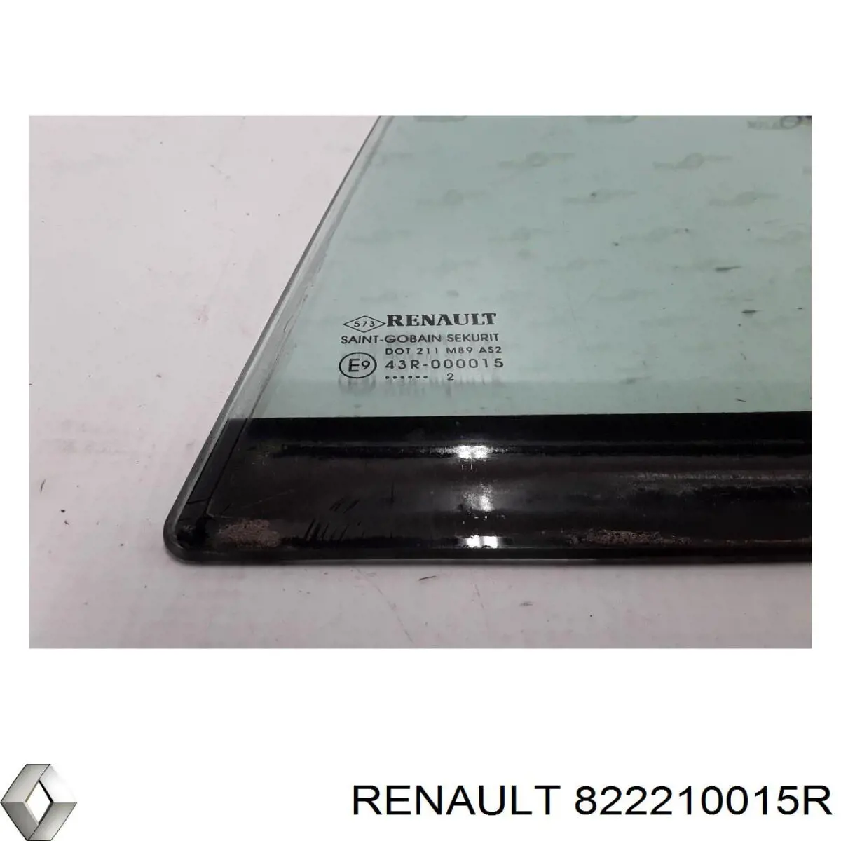 Задняя форточка левая Renault (RVI) 822210015R цена, от 10.48 USD