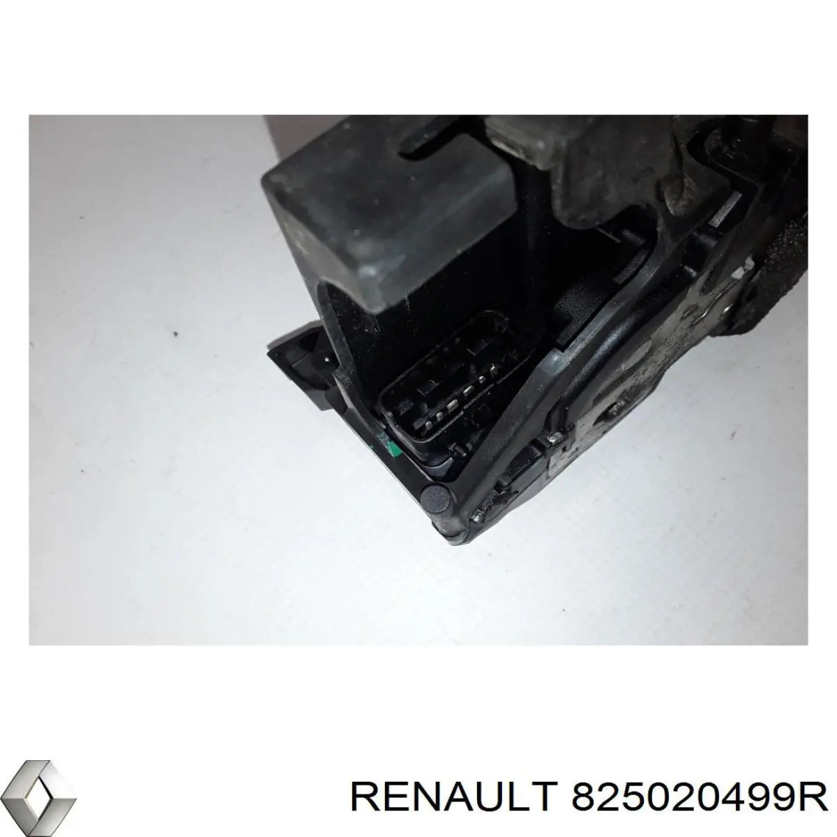 Купить 825020499R Renault (RVI) Замок двери задней правой
