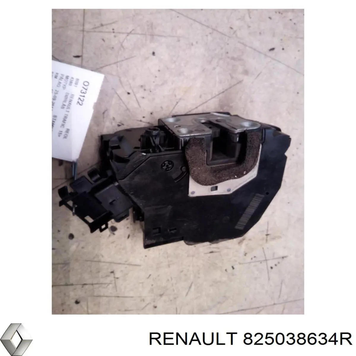 Замок двери боковой сдвижной левой Renault (RVI) 825038634R цена, от 50.68 USD