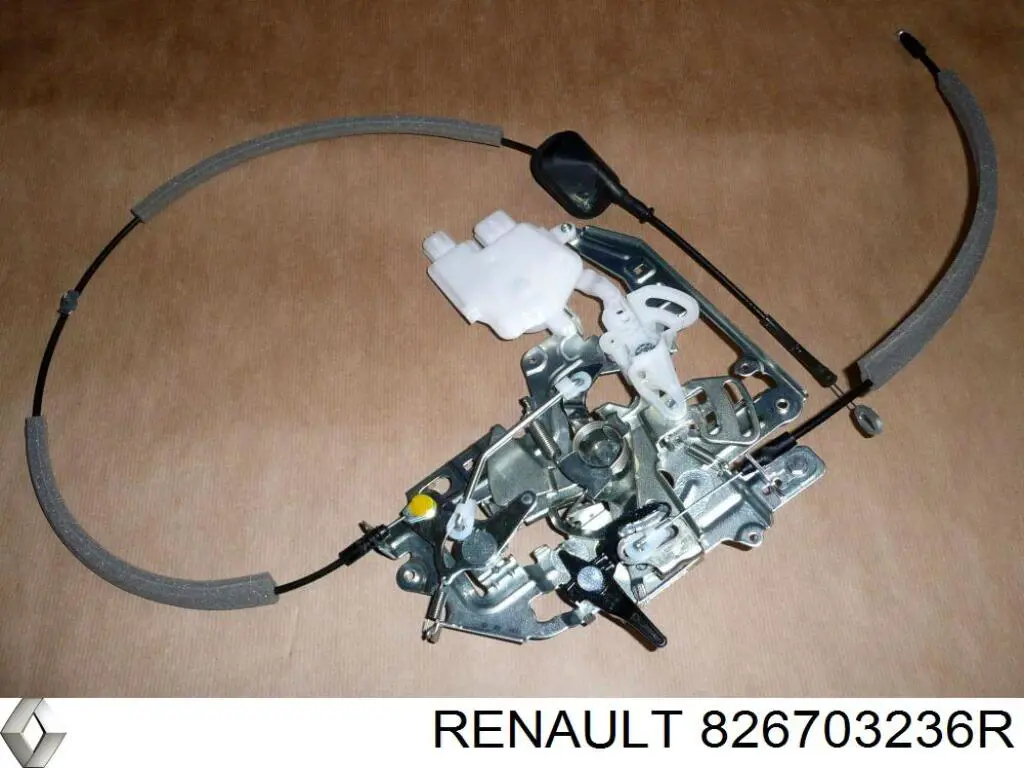 Замок двери боковой сдвижной правой RENAULT 826703236R