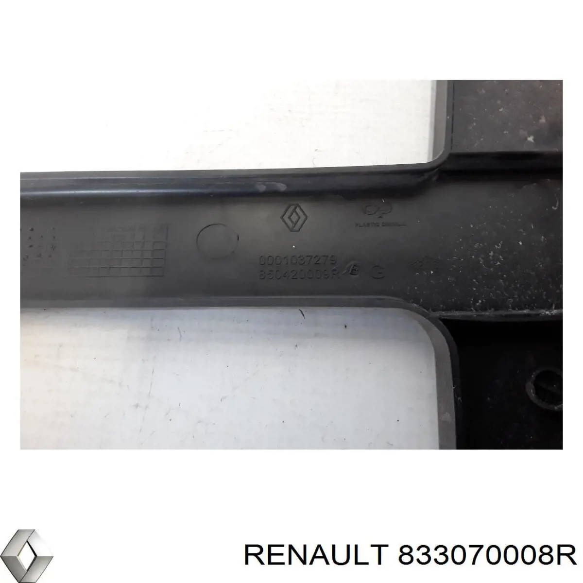 Стекло багажника, левое Renault (RVI) 833070008R цена, от 17.76 USD