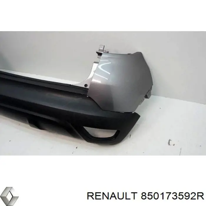 850172547R Renault (RVI) Клык заднего бампера левый