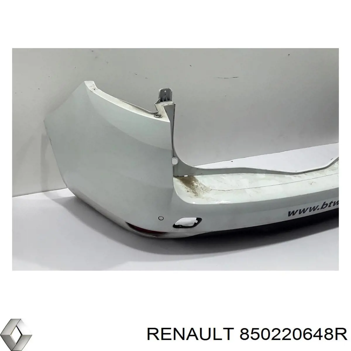 Купить 850220648R Renault (RVI) Задний бампер