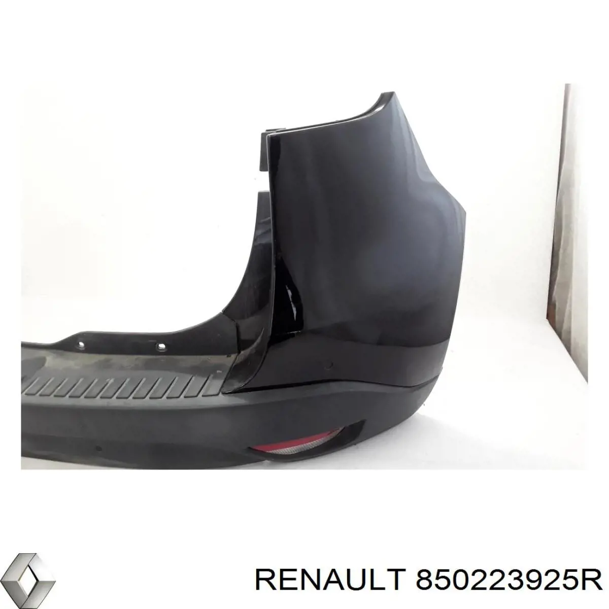 Бампер задний Renault (RVI) 850223925R цена, от 179.19 USD