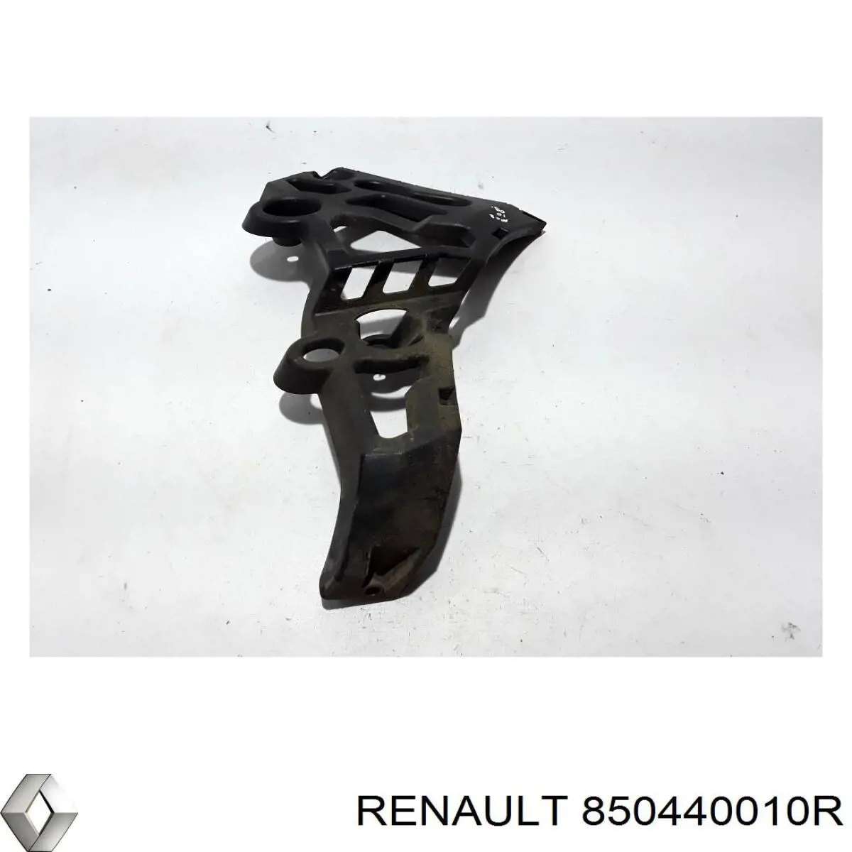 Крепление бамера правое Renault (RVI) 850440010R цена, от 35.47 USD