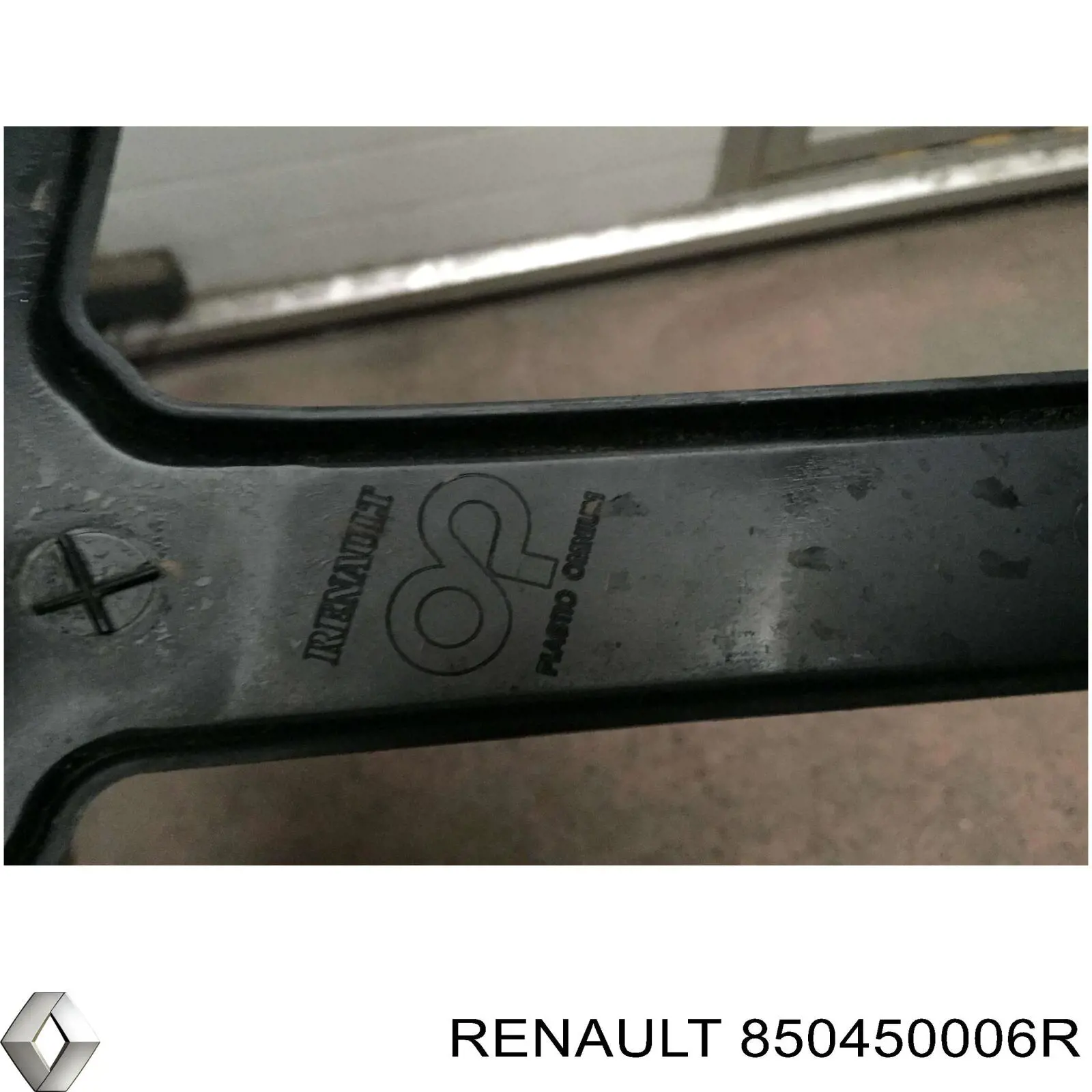 850450006R Renault (RVI) Левое крепление заднего бампера