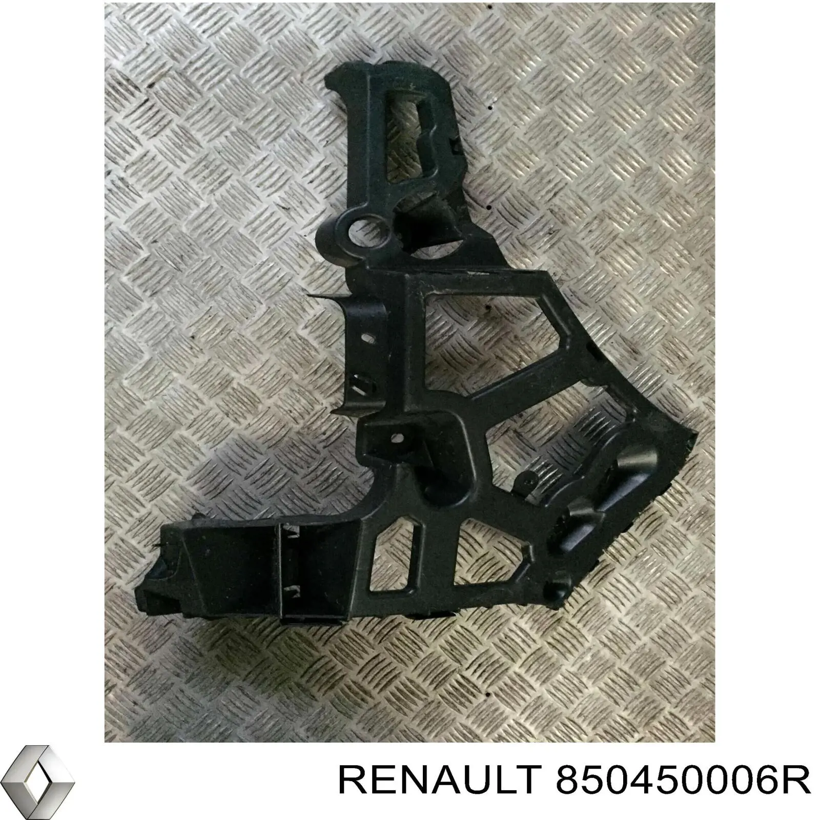 Купить 850450006R Renault (RVI) Левый кронштейн крепления бампера заднего
