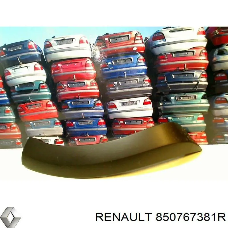 Накладка бампера заднего правая 850767381R Renault (RVI)