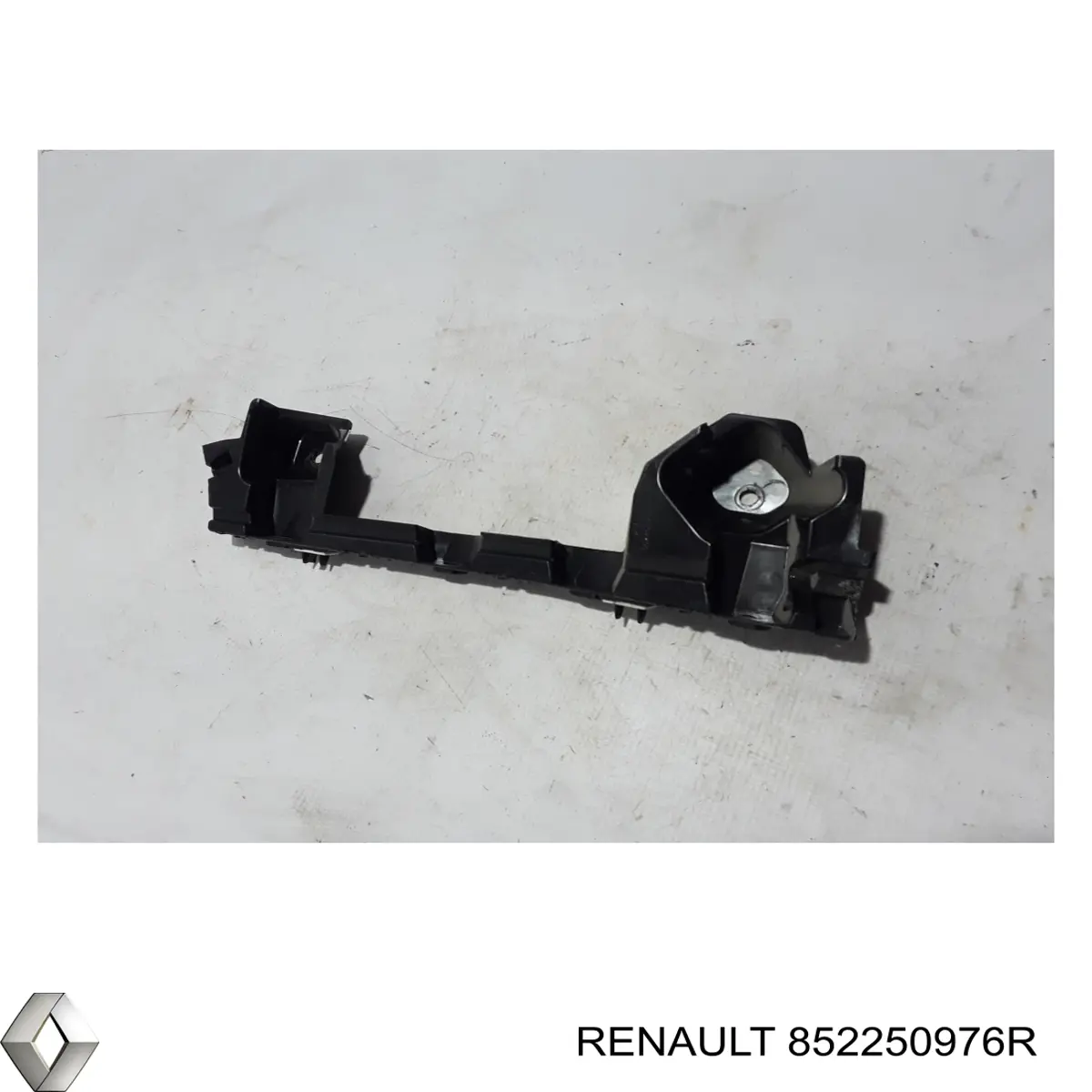 Купить 852250976R Renault (RVI) Кронштейн бампера заднего внешний левый