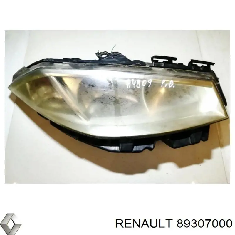 Фара правая 89307000 Renault (RVI)