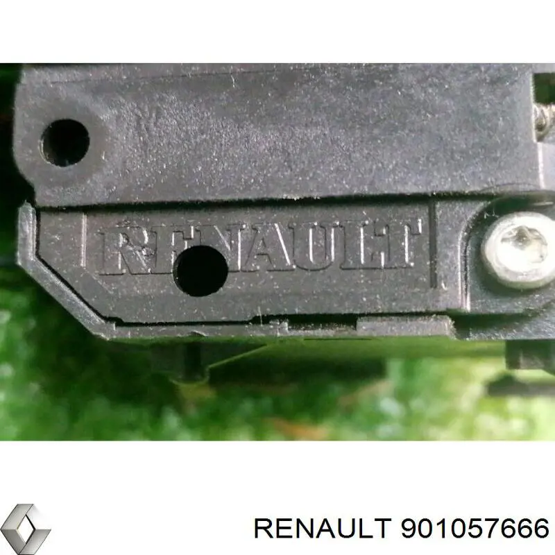 Купить 901057666 Renault (RVI) Правый подрулевой переключатель