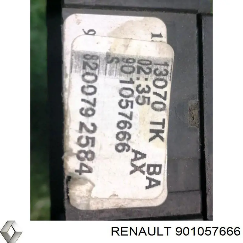 901057666 Renault (RVI) Переключатель подрулевой, правый