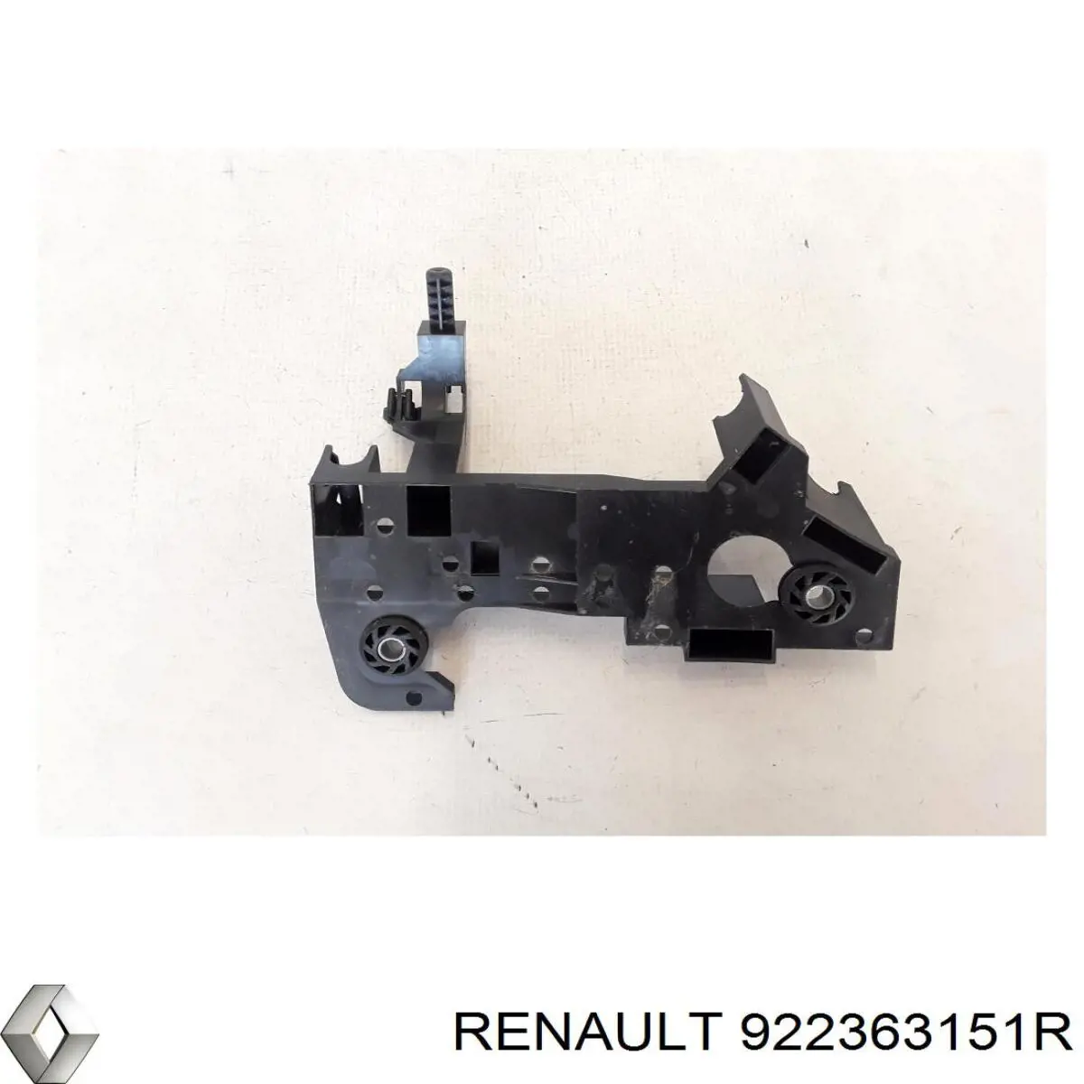  Renault (RVI) 922363151R цена, от  USD